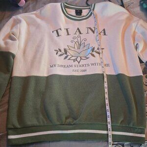 Women's Disney Princess Tiana Oversized Sweater Size Medium